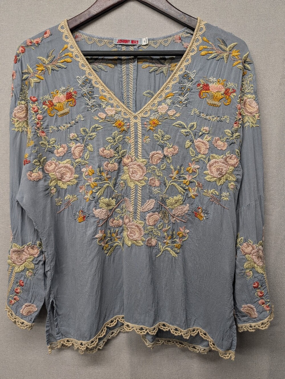 Johnny Was Lantana Blue Gray Embroidered V-Neck Tunic Size XS EUC